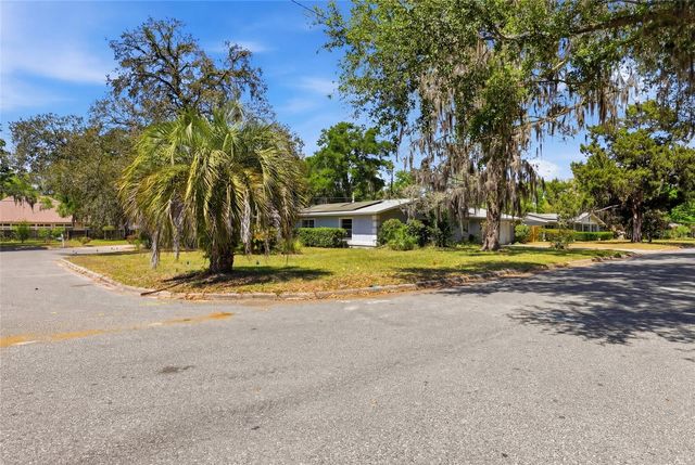 4006 NW 36TH TERRACE, Gainesville, FL 32605