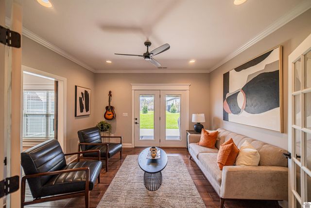 3914 Pines Road, Paducah, KY 42001