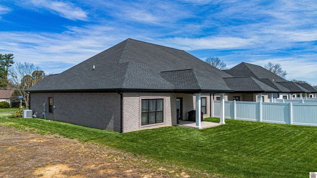 3914 Pines Road, Paducah, KY 42001