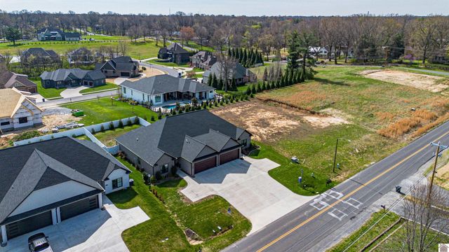 3914 Pines Road, Paducah, KY 42001