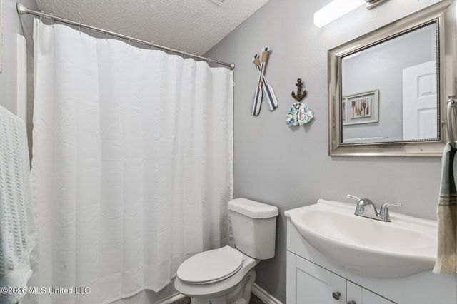 2218 Calle De Arena Street, Gautier, MS 39553