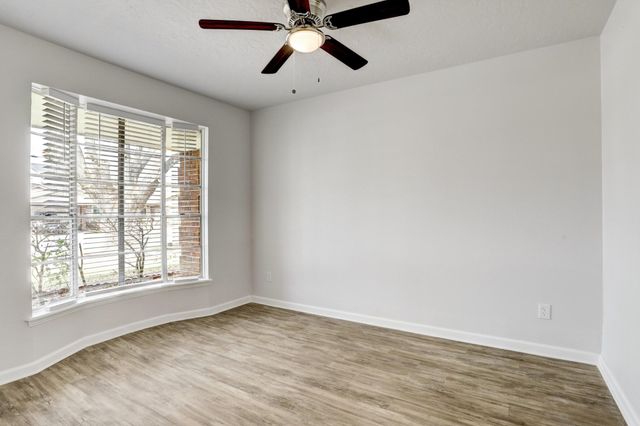 5613 Armstrong Drive, Texas City, TX 77591