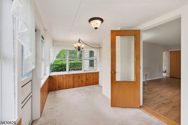 2114 Ludlow St, Rahway City, NJ 07065