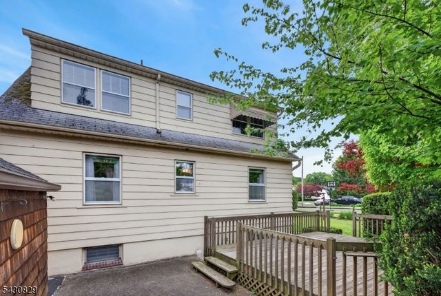 2114 Ludlow St, Rahway City, NJ 07065