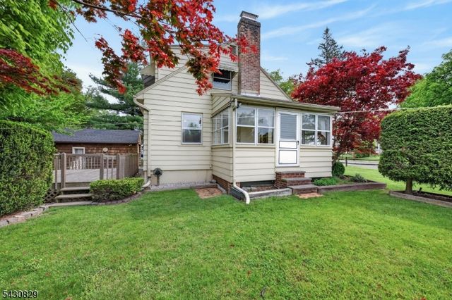 2114 Ludlow St, Rahway City, NJ 07065