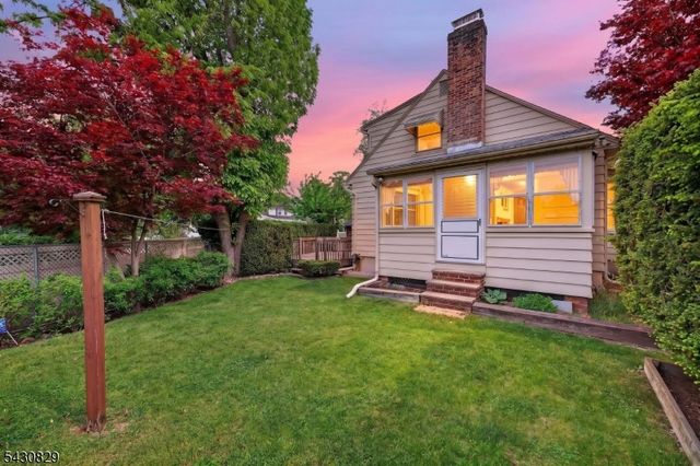 2114 Ludlow St, Rahway City, NJ 07065
