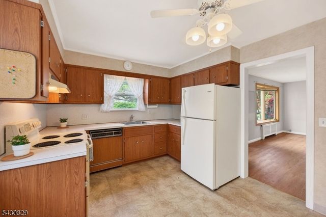 2114 Ludlow St, Rahway City, NJ 07065