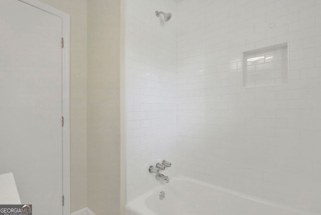 2222 Hanson Street, Savannah, GA 31404