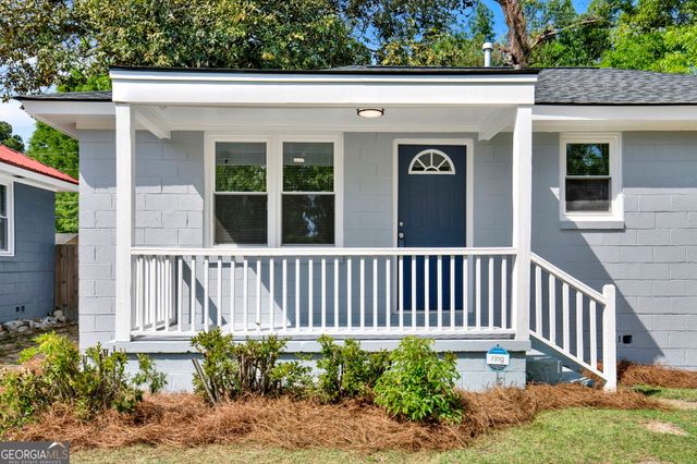 2222 Hanson Street, Savannah, GA 31404