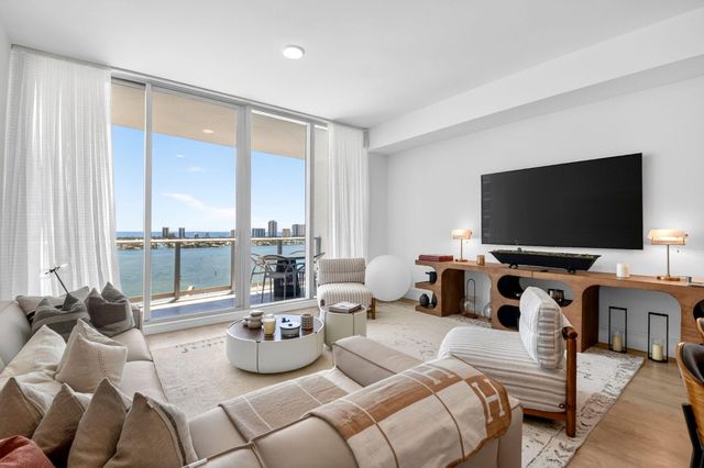 220 Lake Shore Drive 1708, Lake Park, FL 33403