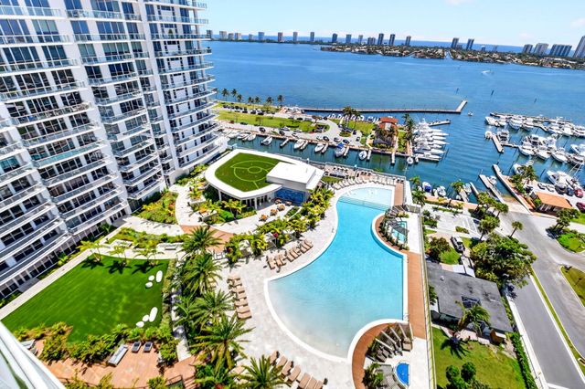 220 Lake Shore Drive 1708, Lake Park, FL 33403