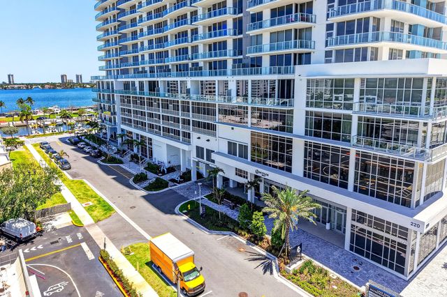220 Lake Shore Drive 1708, Lake Park, FL 33403