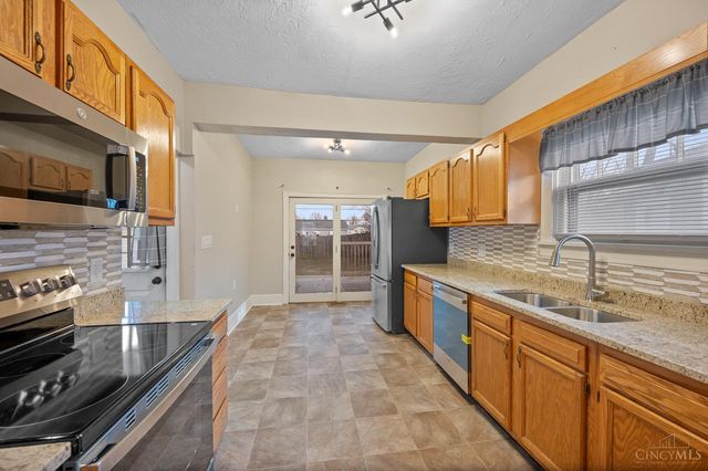 2709 Elmo Place, Middletown, OH 45042