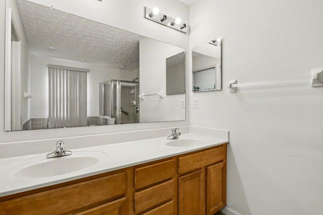 507 Buena Park Drive, Delaware, OH 43015