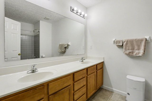 507 Buena Park Drive, Delaware, OH 43015