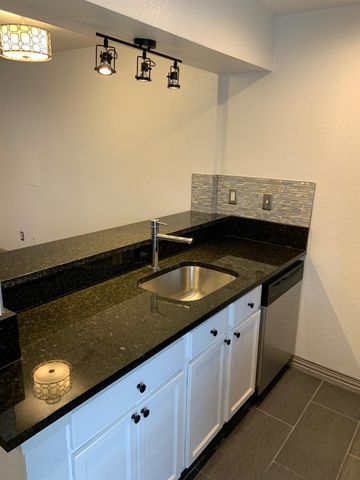 2800 Douglas Avenue 116, Dallas, TX 75219
