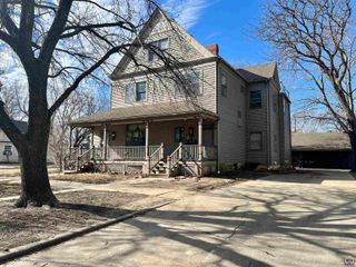 433 SW Lincoln ST, Topeka, KS 66606