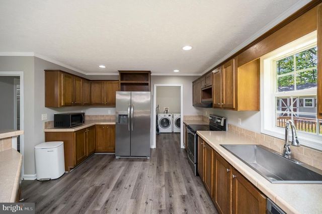14200 W CATHARPIN RD, Spotsylvania, VA 22551