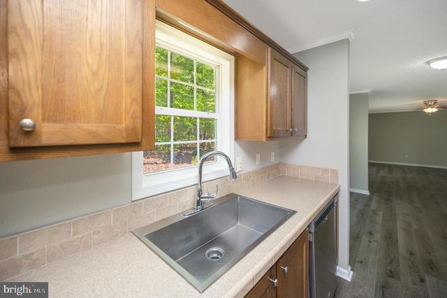 14200 W CATHARPIN RD, Spotsylvania, VA 22551