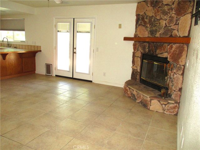 15412 Myalon Road, Apple Valley, CA 92307