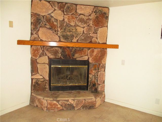 15412 Myalon Road, Apple Valley, CA 92307