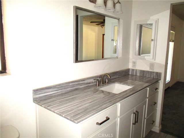 15412 Myalon Road, Apple Valley, CA 92307