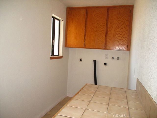 15412 Myalon Road, Apple Valley, CA 92307