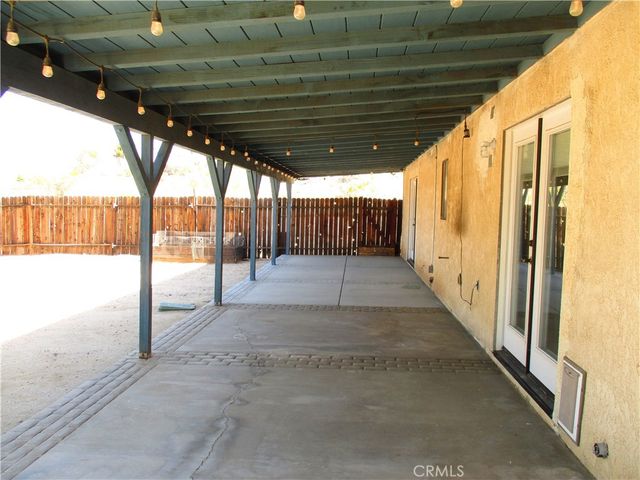 15412 Myalon Road, Apple Valley, CA 92307