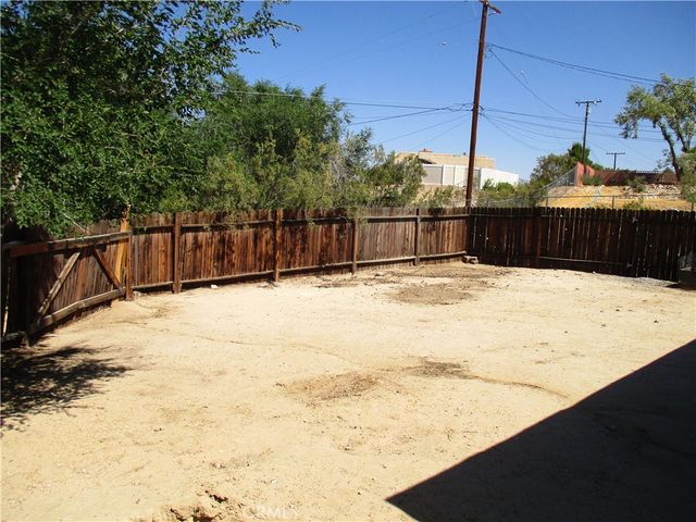 15412 Myalon Road, Apple Valley, CA 92307