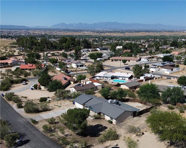 15412 Myalon Road, Apple Valley, CA 92307