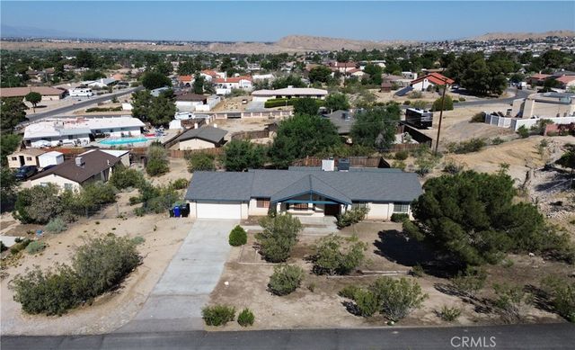 15412 Myalon Road, Apple Valley, CA 92307