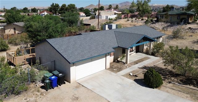 15412 Myalon Road, Apple Valley, CA 92307