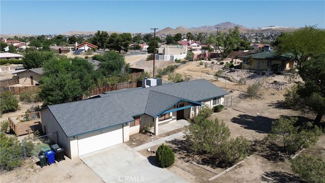 15412 Myalon Road, Apple Valley, CA 92307