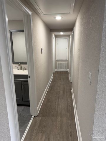 2911 N Hayne St, Pensacola, FL 32503