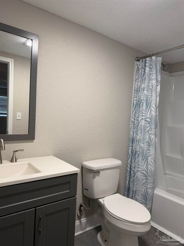 2911 N Hayne St, Pensacola, FL 32503