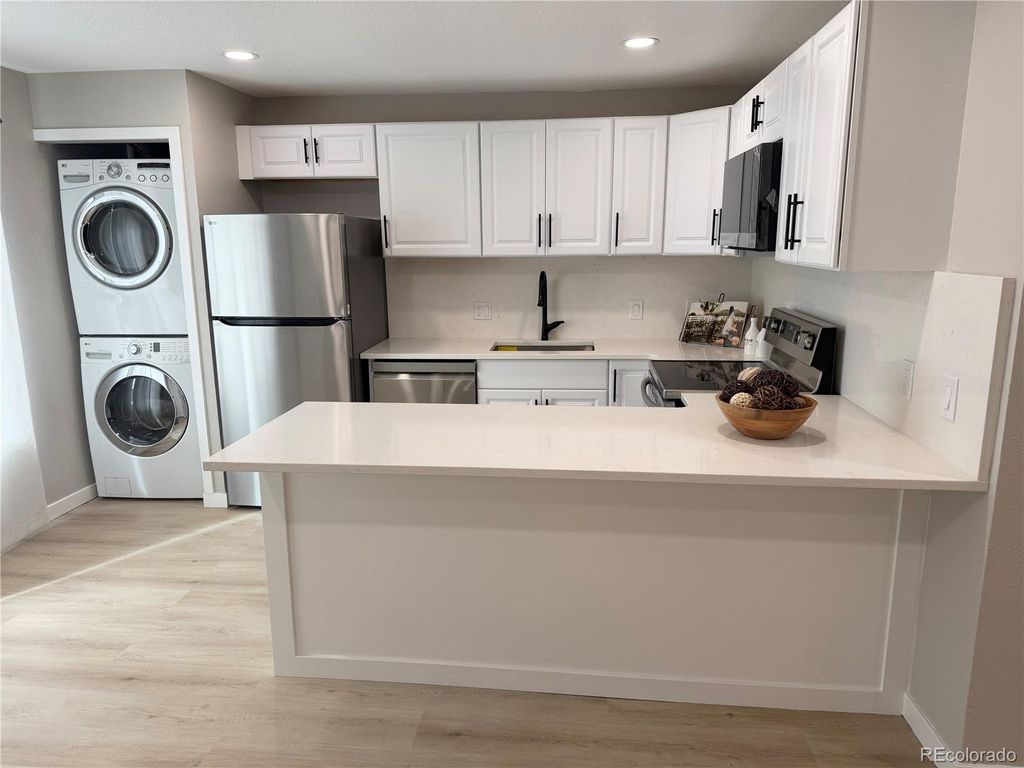 5250 S Huron Way 1-103, Littleton, CO 80120