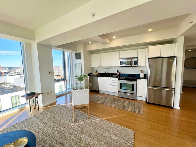 2 Earhart Street PH4, Cambridge, MA 02141