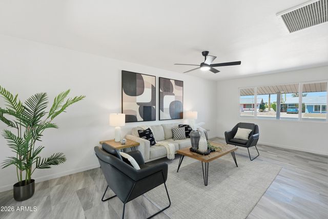 10547 W Sun City Boulevard, Sun City, AZ 85351