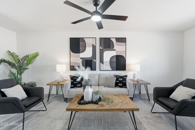 10547 W Sun City Boulevard, Sun City, AZ 85351