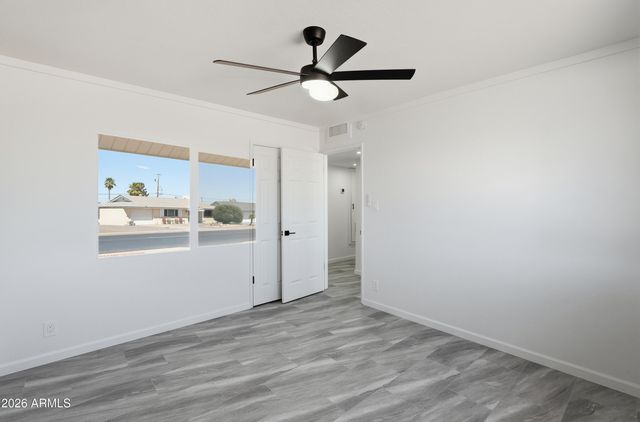 10547 W Sun City Boulevard, Sun City, AZ 85351