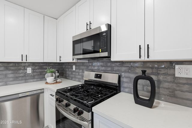 10547 W Sun City Boulevard, Sun City, AZ 85351