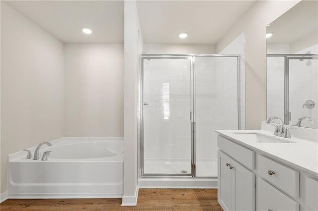 7501 Clover Lane 124, Flowery Branch, GA 30542