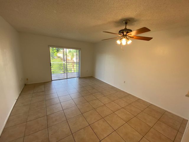 4304 NW 9TH Avenue 3-3B, Deerfield Beach, FL 33064