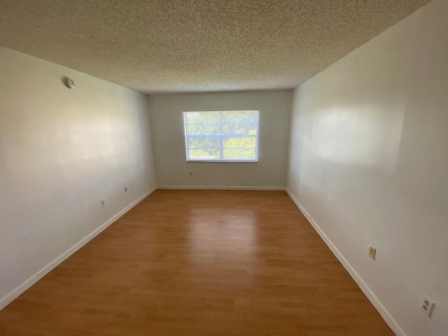 4304 NW 9TH Avenue 3-3B, Deerfield Beach, FL 33064