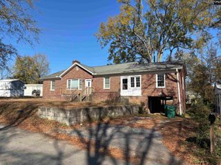 2205 Forrest Street, Cayce, SC 29033