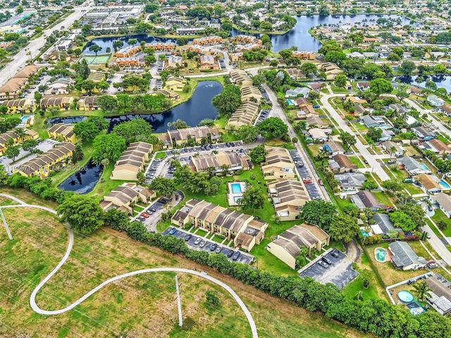 9401 NW 14th Ct 224, Pembroke Pines, FL 33024