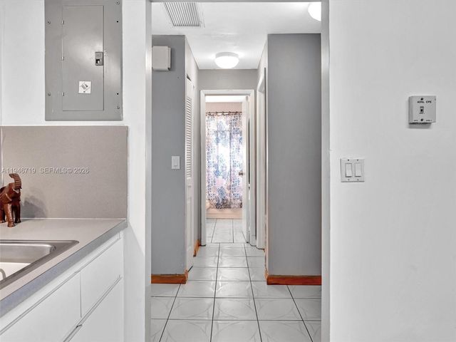 9401 NW 14th Ct 224, Pembroke Pines, FL 33024