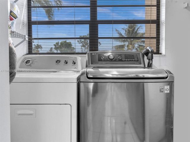 9401 NW 14th Ct 224, Pembroke Pines, FL 33024