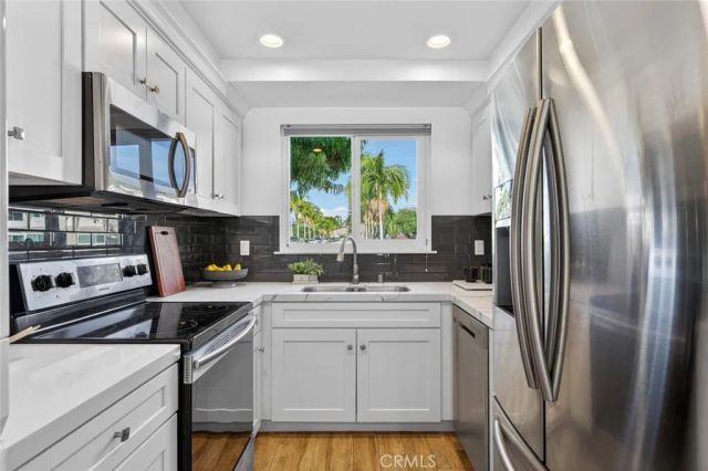 1074 Buckingham, Newport Beach, CA 92660