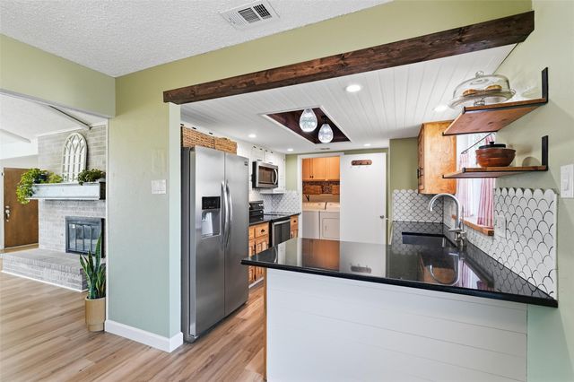 1421 Kingsbridge Drive, Garland, TX 75044